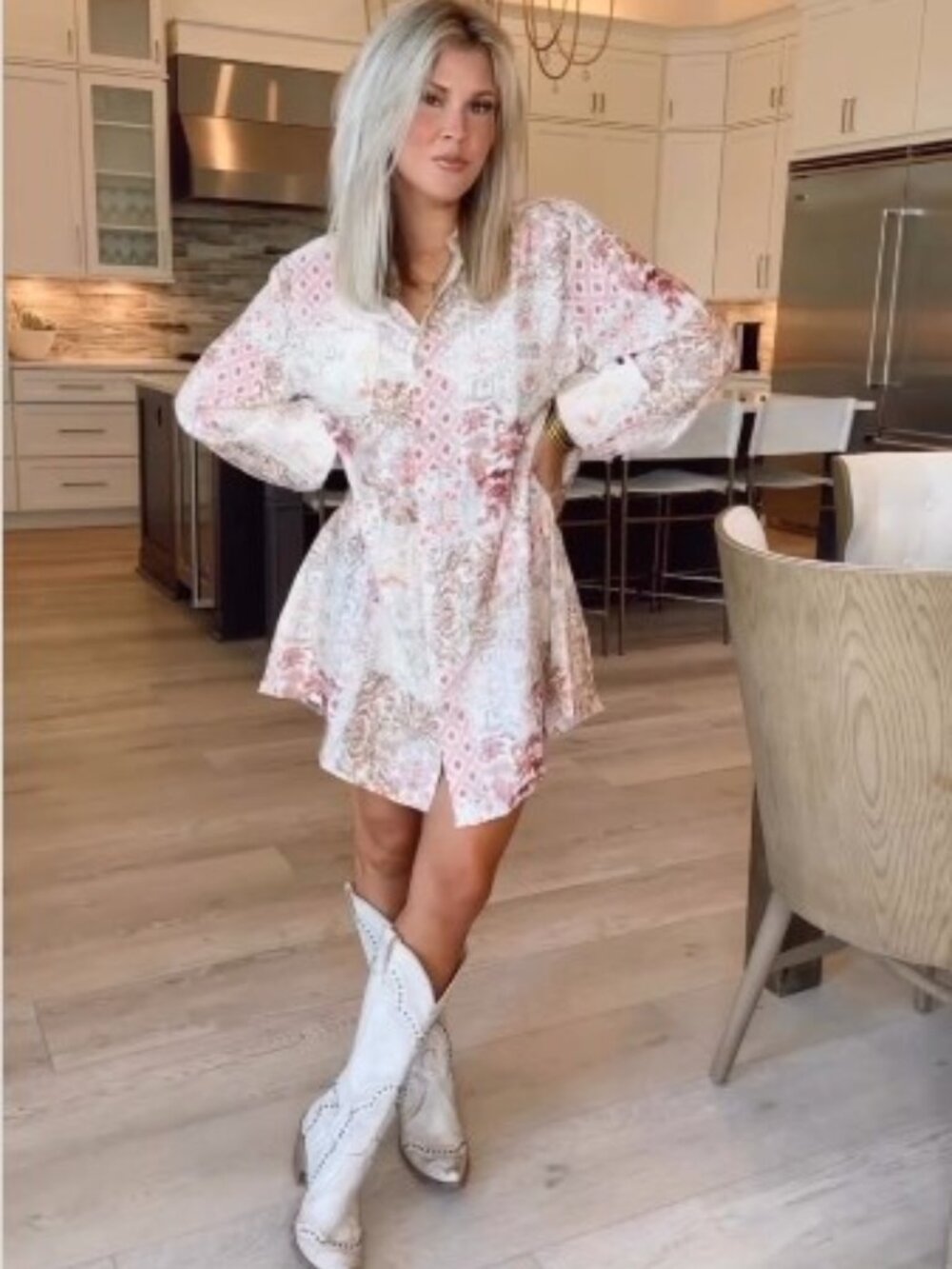 POL The Khloe Tunic In Ivory - Picture 13 of 14